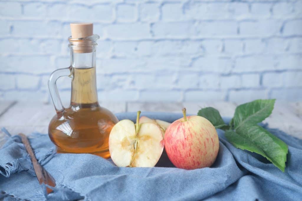 apple cider vinegar vs witch hazel